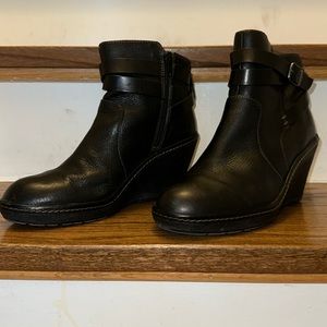 Sofft Wedge Bootie, black leather, 7.5